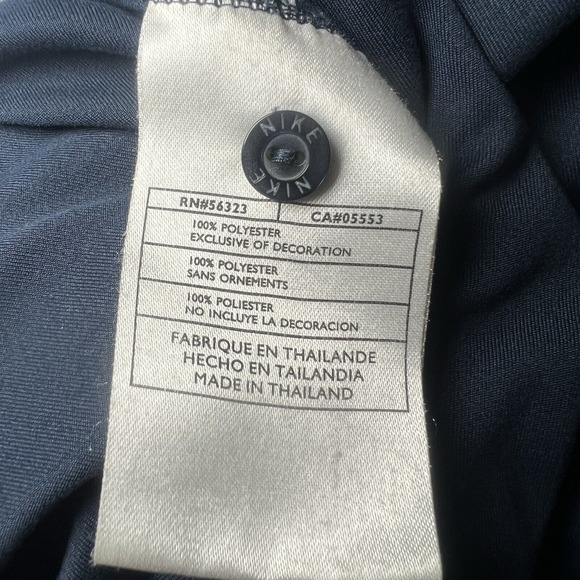 Nike XL Golf Performance Dri Fit Polo Sports Navy Solid Swoosh Mesh Golf Shirt - Picture 7 of 8